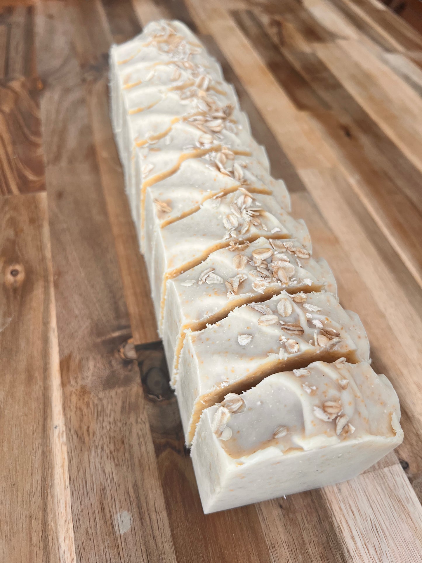 Honey & Oatmeal Goat's Milk & Beef Tallow Soap Bar