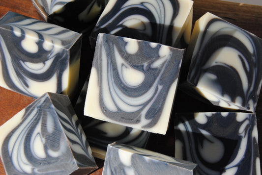 Juniper & Lavender Goat's Milk & Beef Tallow Soap Bar